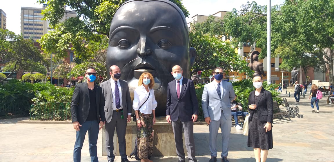 El nuevo Embajador de España en Colombia enfoca su atención en Medellín